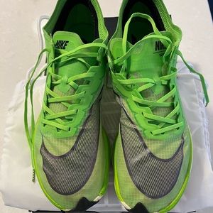 Nike zoom x vaporfly next% electric green mens sz 11